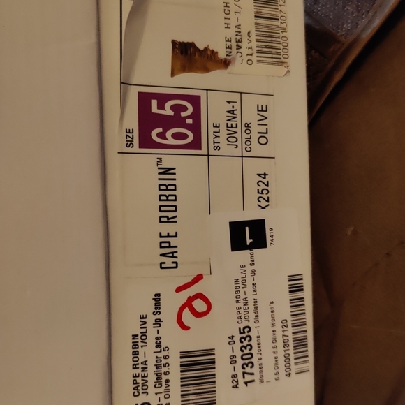 21 Gladiator sandals thigh high! - Picture 6 of 6